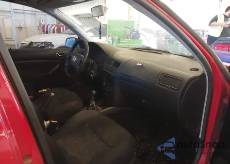 2002 Volkswagen Jetta Gl z USA, uszkodzony, nr VIN 3VWRB69M82M052497